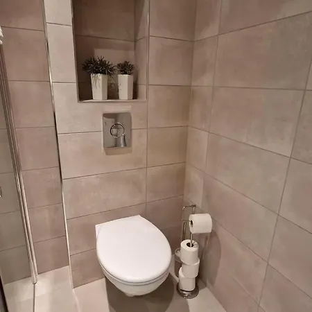 Comfortable With Free Parking Spydeberg